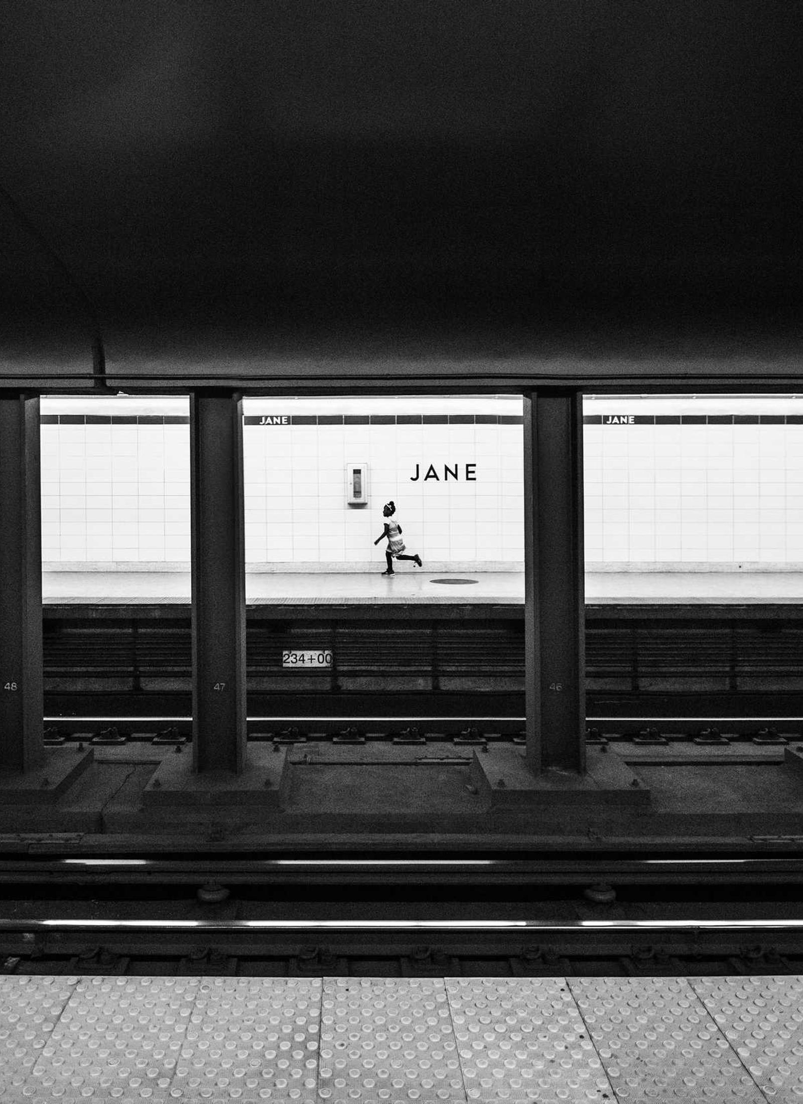 Champagne Silk - İpeksi dokunuş, şampanya tonları ve sofistike duruş. (alternatif görünüm)